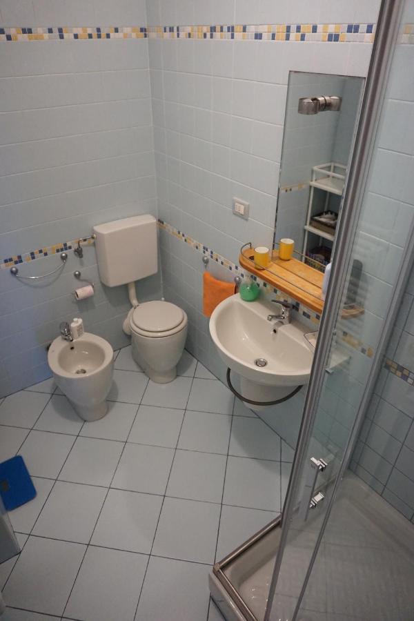 Gli Anemoni B&B Free Parking Genua Exterior foto